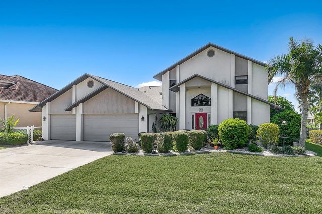 1904 SE 36TH TERRACE, Cape Coral, FL 33904