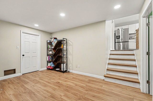 827 N Wiggs Street, Griffith, IN 46319