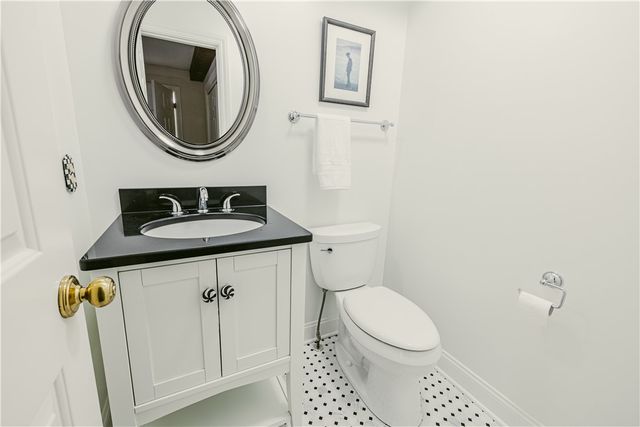 31 Tobey Woods, Pittsford, NY 14534