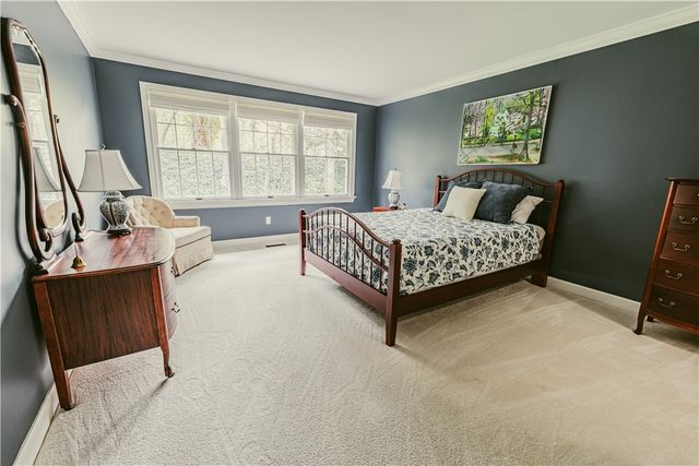 31 Tobey Woods, Pittsford, NY 14534