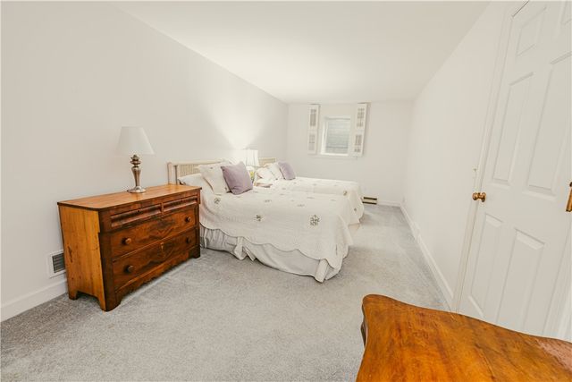 31 Tobey Woods, Pittsford, NY 14534