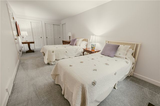 31 Tobey Woods, Pittsford, NY 14534