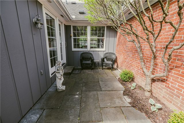 31 Tobey Woods, Pittsford, NY 14534