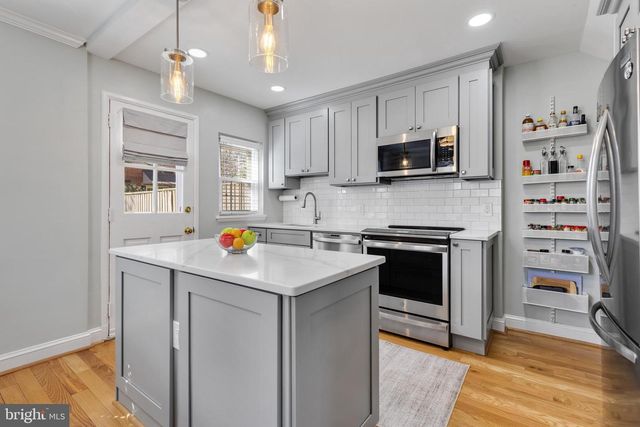 4318 35TH ST S, Arlington, VA 22206