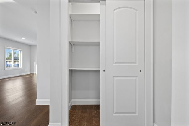 22 Arcadia Pl, Union Twp., NJ 07088