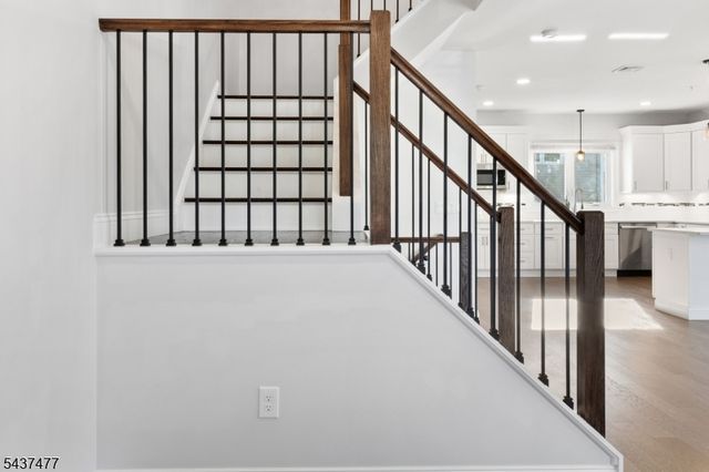 22 Arcadia Pl, Union Twp., NJ 07088