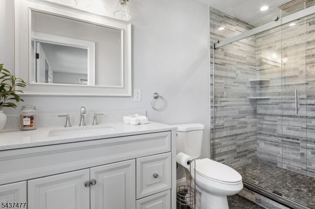 22 Arcadia Pl, Union Twp., NJ 07088