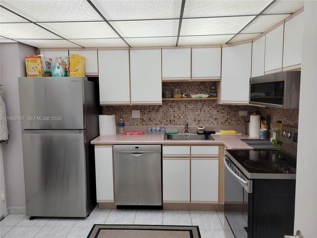251 174th Street 1208, Sunny Isles Beach, FL 33160