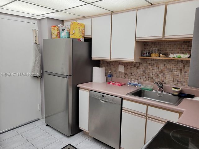 251 174th Street 1208, Sunny Isles Beach, FL 33160