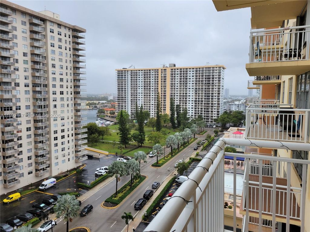 251 174th Street 1208, Sunny Isles Beach, FL 33160