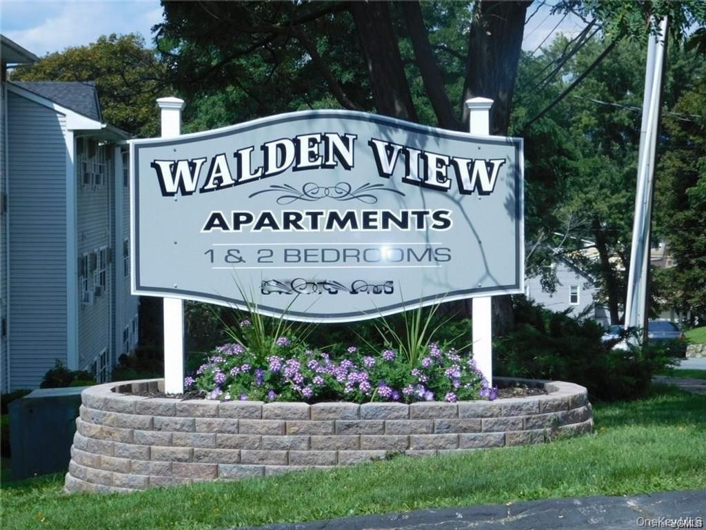 33 Oak Street 41-12, Walden, NY 12586