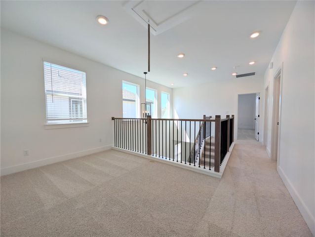 206 Kislingbury LN, Kyle, TX 78640