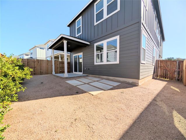 206 Kislingbury LN, Kyle, TX 78640