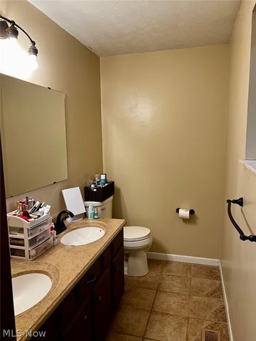 2030 Silver Globe Road, Marietta, OH 45750