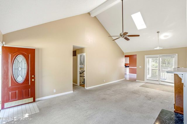 11508 Carriage Rest Ct, Louisville, KY 40243