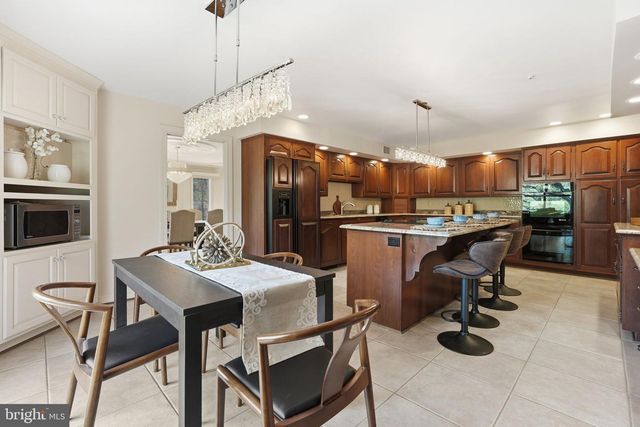 10517 ALLOWAY DR, Potomac, MD 20854