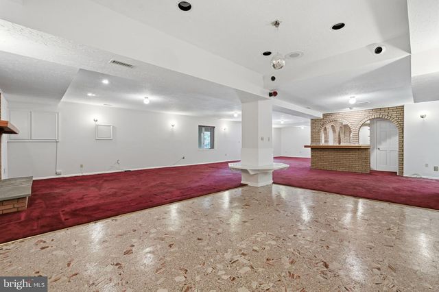 10517 ALLOWAY DR, Potomac, MD 20854