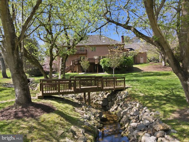 10517 ALLOWAY DR, Potomac, MD 20854