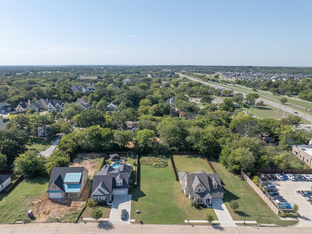 208 Village Way, Argyle, TX 76226 — photo 4
