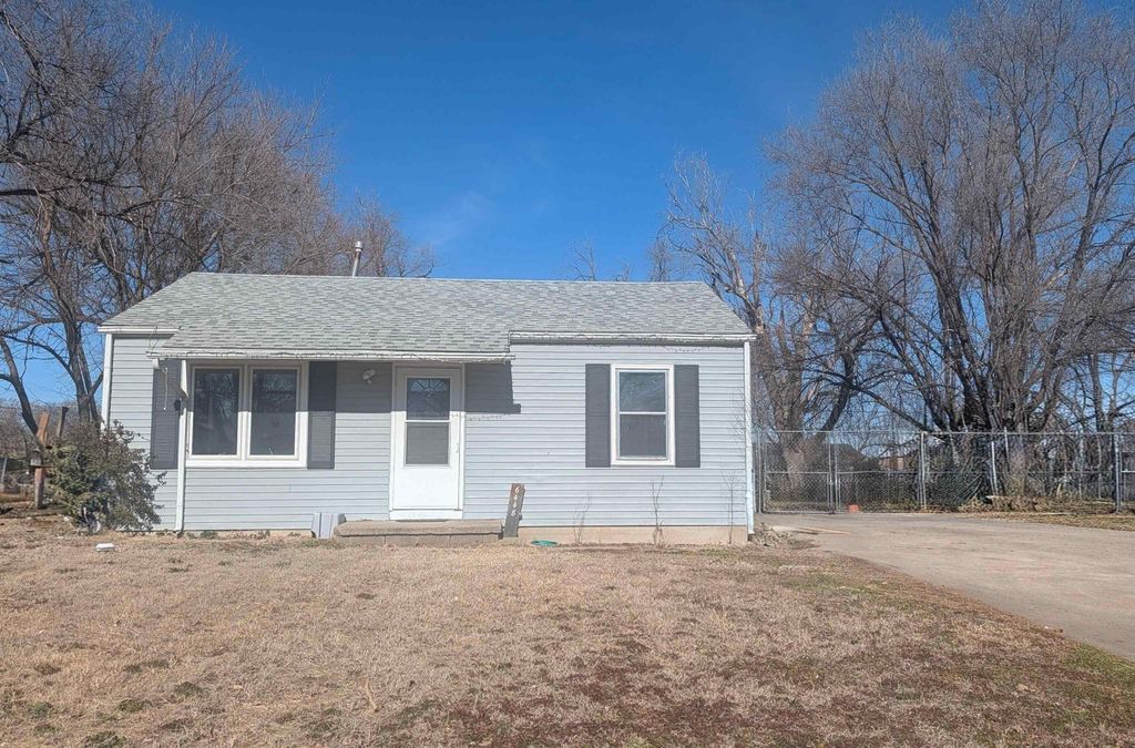 6448 S Ward Pkwy, Wichita, KS 67217