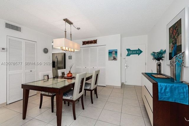 17800 Atlantic Blvd 203, Sunny Isles Beach, FL 33160