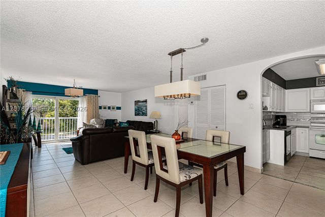 17800 Atlantic Blvd 203, Sunny Isles Beach, FL 33160