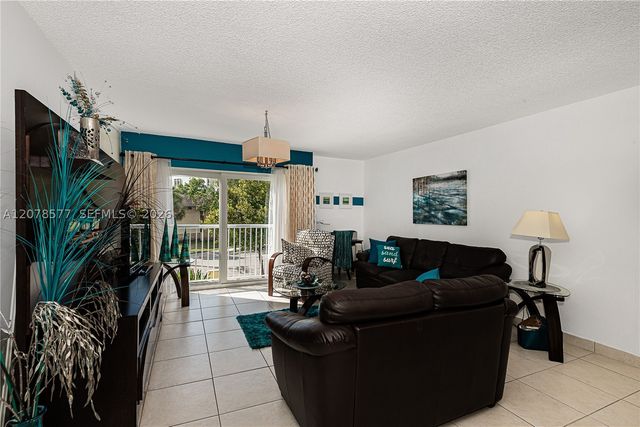 17800 Atlantic Blvd 203, Sunny Isles Beach, FL 33160