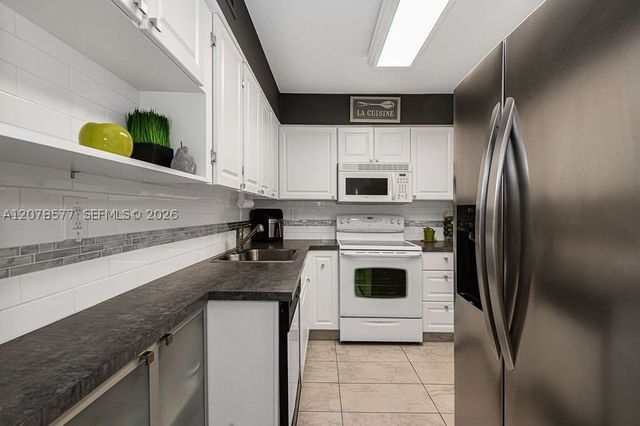 17800 Atlantic Blvd 203, Sunny Isles Beach, FL 33160