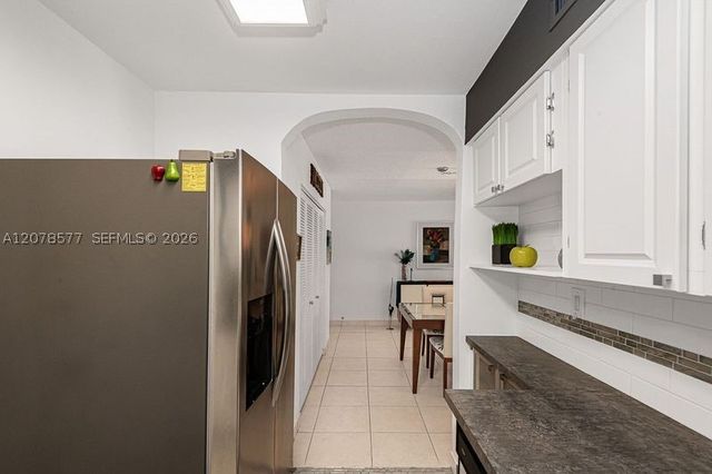 17800 Atlantic Blvd 203, Sunny Isles Beach, FL 33160