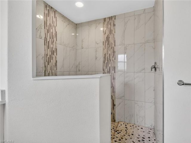 3404 34th ST SW, Lehigh Acres, FL 33976