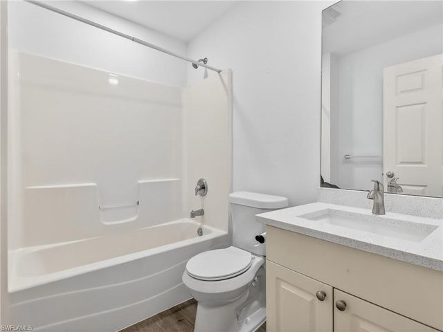 3404 34th ST SW, Lehigh Acres, FL 33976