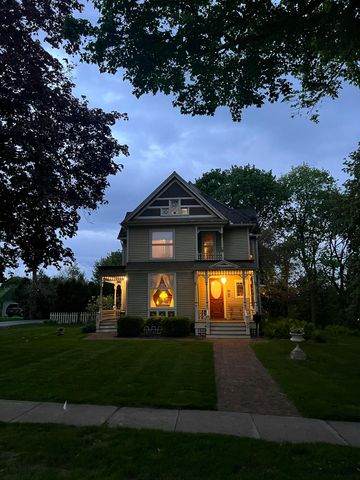 201 W Henry Street, Saline City, MI 48176