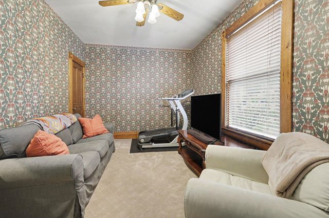 201 W Henry Street, Saline City, MI 48176