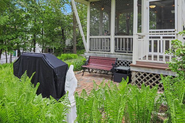 201 W Henry Street, Saline City, MI 48176