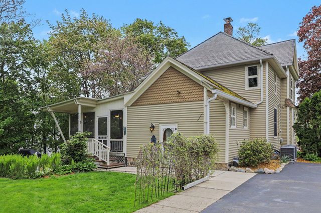 201 W Henry Street, Saline City, MI 48176