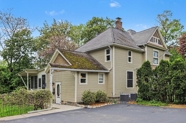 201 W Henry Street, Saline City, MI 48176