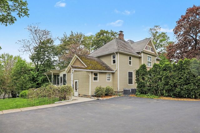 201 W Henry Street, Saline City, MI 48176