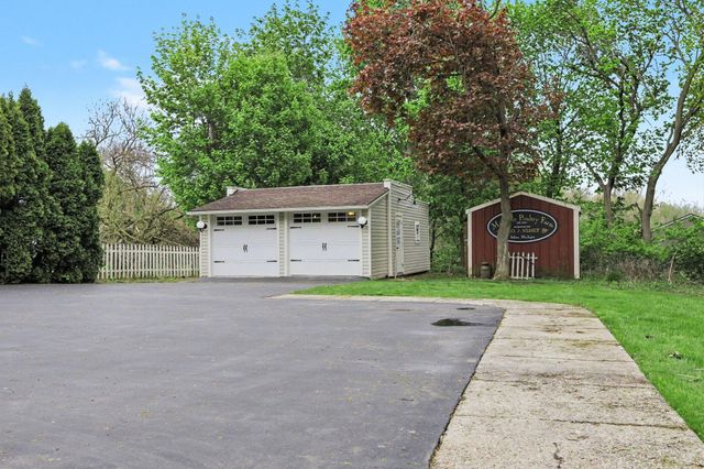 201 W Henry Street, Saline City, MI 48176