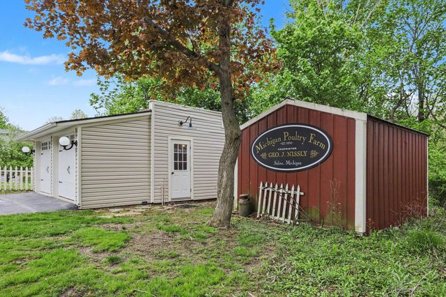 201 W Henry Street, Saline City, MI 48176