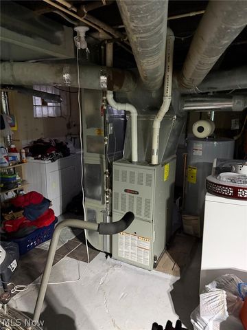 10111 North Boulevard, Cleveland, OH 44108