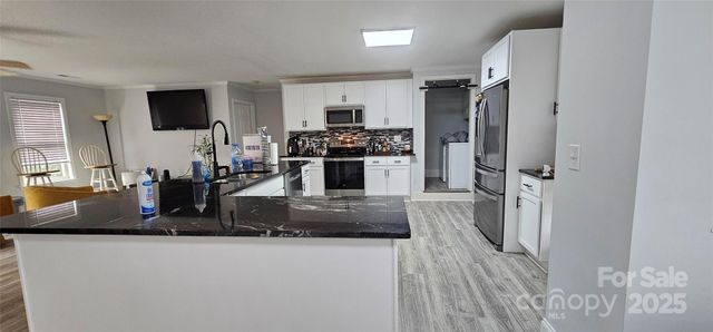 116 Brewer Lane, Mooresville, NC 28115