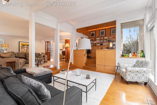 26580 Wellington Road, Franklin Village, MI 48025