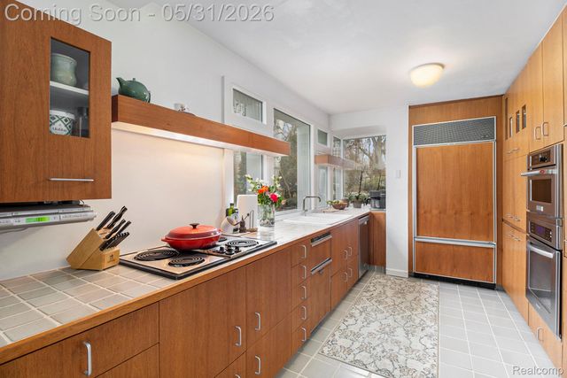 26580 Wellington Road, Franklin Village, MI 48025