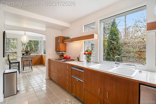 26580 Wellington Road, Franklin Village, MI 48025