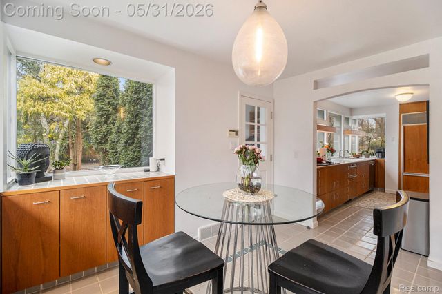 26580 Wellington Road, Franklin Village, MI 48025