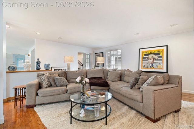26580 Wellington Road, Franklin Village, MI 48025