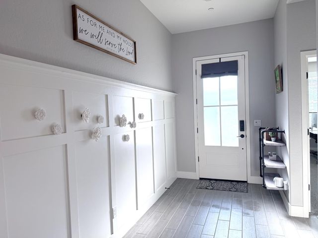 2031 N Osmun Avenue, Clovis, CA 93619