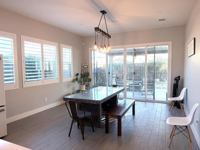 2031 N Osmun Avenue, Clovis, CA 93619