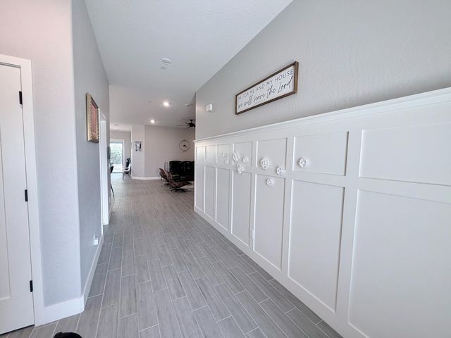 2031 N Osmun Avenue, Clovis, CA 93619