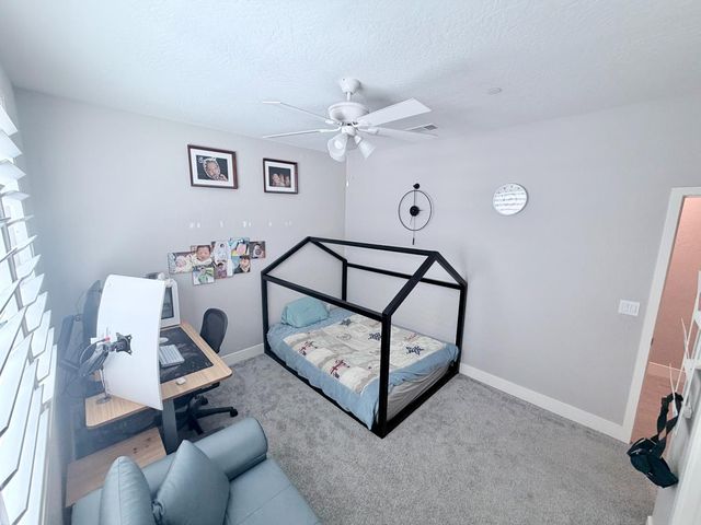 2031 N Osmun Avenue, Clovis, CA 93619